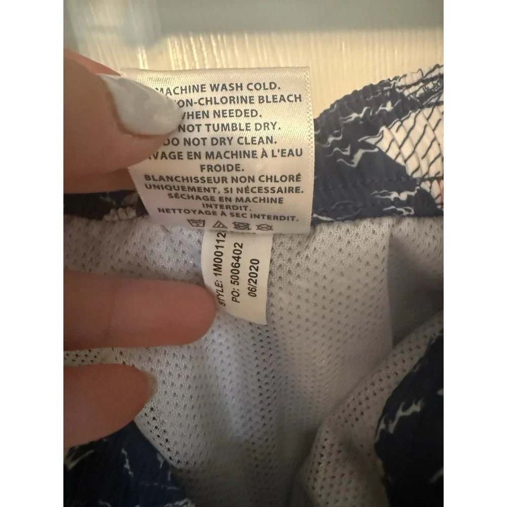 Vineyard Vines Men Blue SailBoat Mesh Lined Swim Trunk Shorts Size M Lightweight